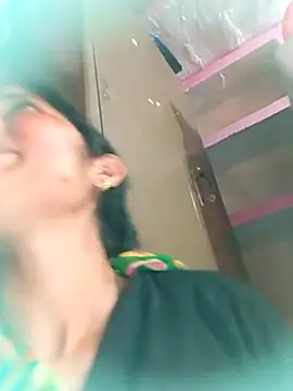 Snapshot of Pooja_shre chatting on February 12, 2026, 5:46 am Pooja shre online show from February 12, 2026, 5:46 am