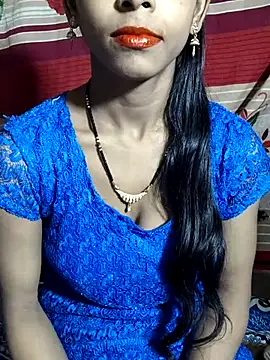 Itz Aisha   online show from November 16, 2025, 5:13 am