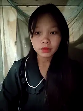 linh-miu99 online show from February 6, 2026, 6:18 am