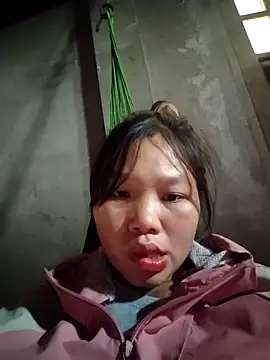 linh-miu99 online show from February 15, 2026, 6:32 am