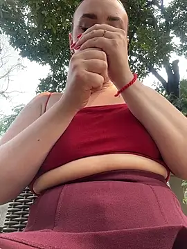 KiraSunshine online show from February 11, 2026, 3:55 am