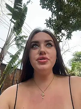 KiraSunshine online show from February 25, 2026, 5:17 am