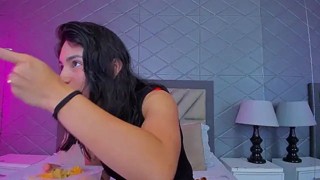 ViolettRouse online show from January 10, 2026, 6:09 pm