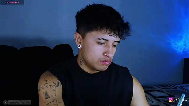 Snapshot of jhon_mendoza_ chatting on November 6, 2025, 6:31 pm jhon mendoza online show from November 6, 2025, 6:31 pm