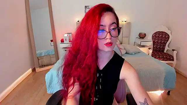 Amaraa couper1 online show from October 19, 2025, 3:07 am