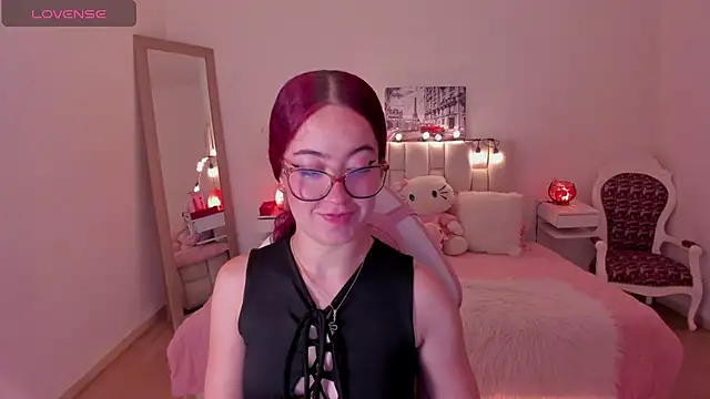 Amaraa couper1 online show from January 7, 2026, 3:53 am