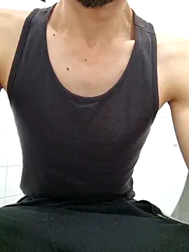 16enes16 online show from November 4, 2025, 3:33 pm