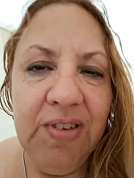 Snapshot of JennyInVegas chatting on November 23, 2025, 2:28 pm JennyInVegas online show from November 23, 2025, 2:28 pm