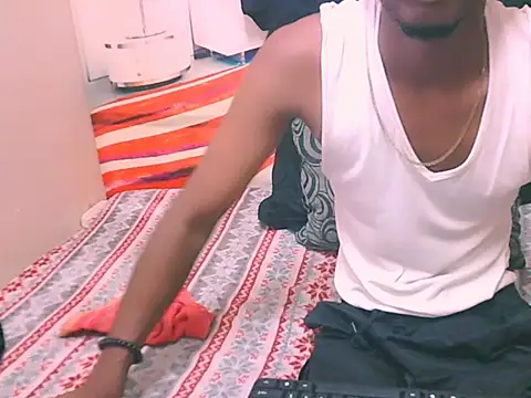 IndianThuggin online show from November 13, 2025, 5:06 am