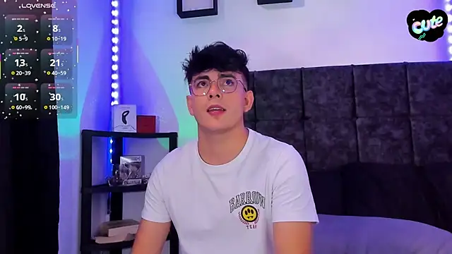 Theo Noxxx online show from November 27, 2025, 6:54 pm