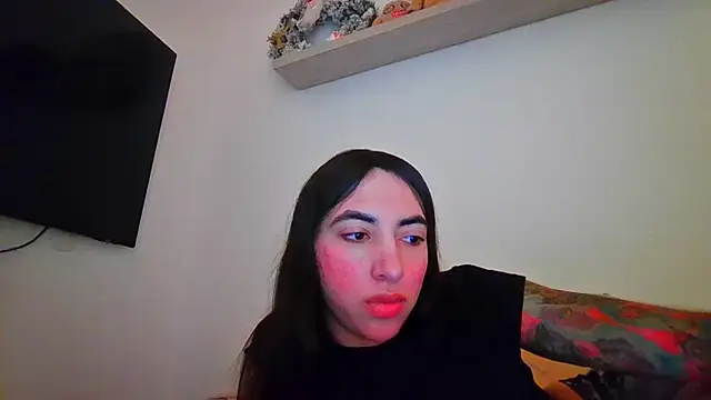 valeriahornier online show from July 9, 2026, 3:10 am
