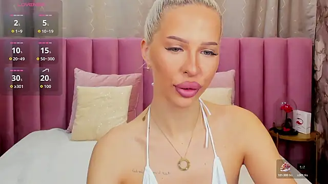 KailaCrystall online show from November 6, 2025, 1:50 am