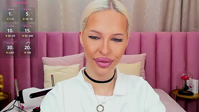 KailaCrystall online show from November 12, 2025, 1:39 am