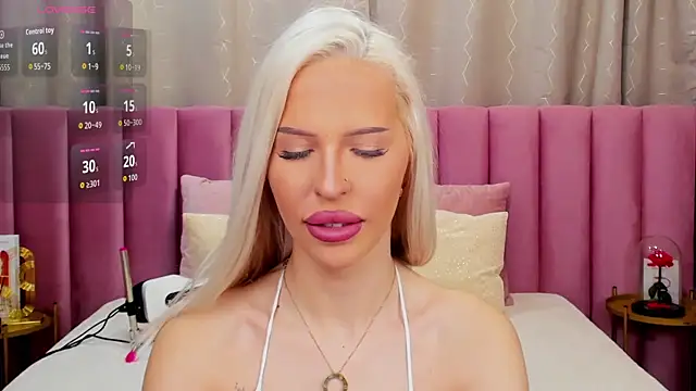 KailaCrystall online show from December 2, 2025, 1:33 am