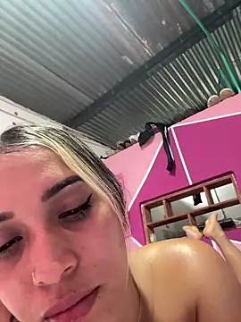 KIMBERLYPULIDO online show from January 5, 2026, 5:27 pm