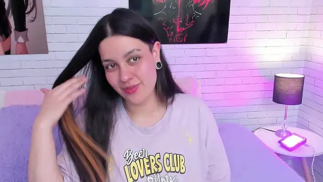 Zoe Murphy online show from November 8, 2025, 4:45 am