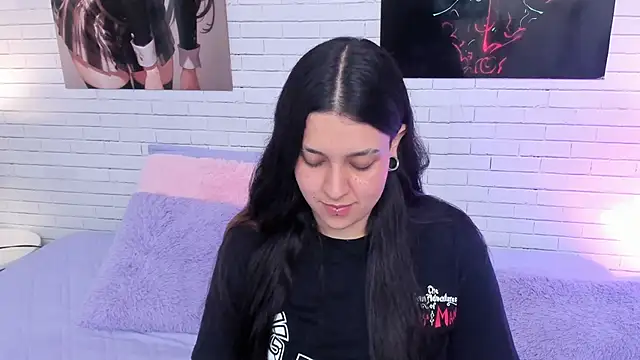 Zoe Murphy online show from November 29, 2025, 6:27 am