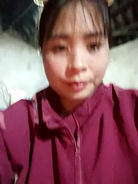 Squirrel-Pear online show from January 17, 2026, 12:32 pm