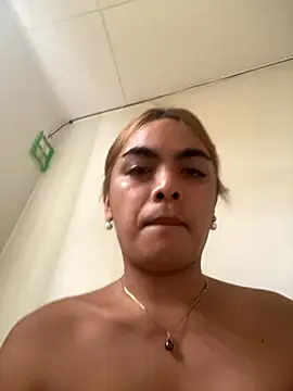 SeductiveRoxy69 online show from October 28, 2025, 3:54 am