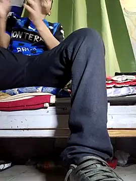 Pedropuente200 online show from November 30, 2025, 8:40 am