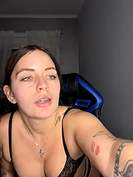 jubsex online show from November 19, 2025, 7:36 pm