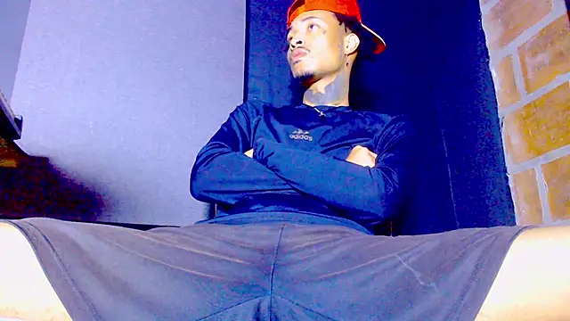 Snapshot of Anaconda_larga chatting on February 14, 2026, 1:52 pm Anaconda larga online show from February 14, 2026, 1:52 pm