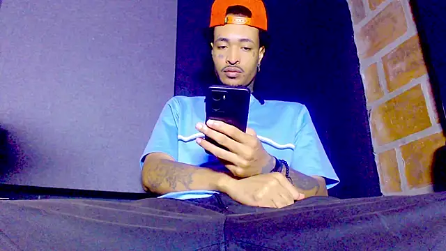 Snapshot of Anaconda_larga chatting on February 19, 2026, 2:13 pm Anaconda larga online show from February 19, 2026, 2:13 pm