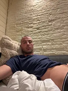 Rotteei1 online show from November 28, 2025, 6:32 pm