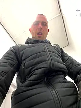 Rotteei1 online show from January 8, 2026, 12:40 pm