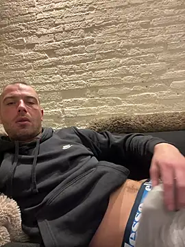 Rotteei1 online show from February 7, 2026, 8:51 am