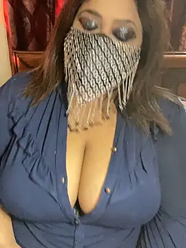 Snapshot of blackpearl____ chatting on December 22, 2025, 5:21 pm blackpearl online show from December 22, 2025, 5:21 pm