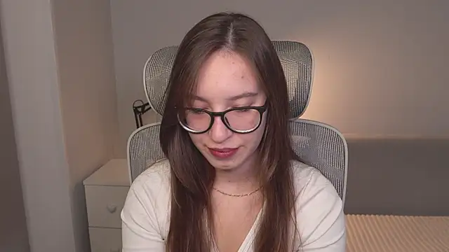 WhyEmmyCry online show from June 7, 2026, 5:33 am