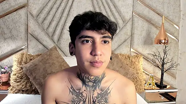 SantiOlsen online show from November 14, 2025, 12:26 pm