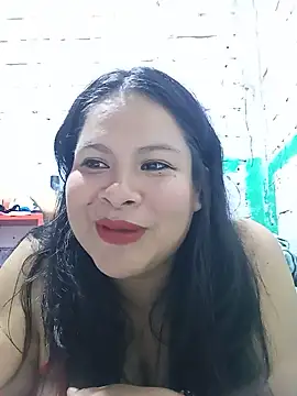 Snapshot of celeste122595 chatting on July 4, 2026, 2:51 am celeste122595 online show from July 4, 2026, 2:51 am