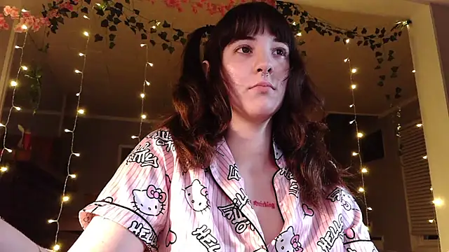 Trickylucy555 online show from May 14, 2026, 6:31 am