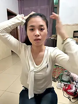 aaaaawhate online show from January 8, 2026, 11:23 am