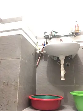 HinayLa online show from March 20, 2026, 11:09 pm