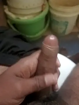 Snapshot of HeatableRevan chatting on February 28, 2026, 12:55 am HeatableRevan online show from February 28, 2026, 12:55 am