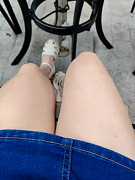 Mina-02 online show from March 25, 2026, 8:20 am