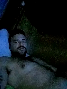 Snapshot of Camionista121998 chatting on October 24, 2025, 1:24 am Camionista121998 online show from October 24, 2025, 1:24 am