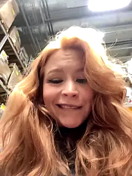 Snapshot of Eliiizaaa chatting on November 10, 2025, 9:58 pm Eliiizaaa online show from November 10, 2025, 9:58 pm