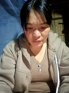 chipu06 online show from December 1, 2025, 1:49 pm