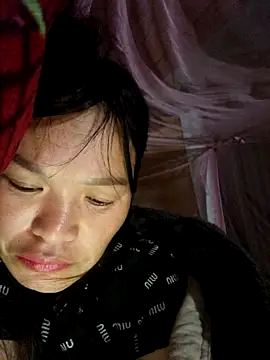 chipu06 online show from December 14, 2025, 11:20 pm