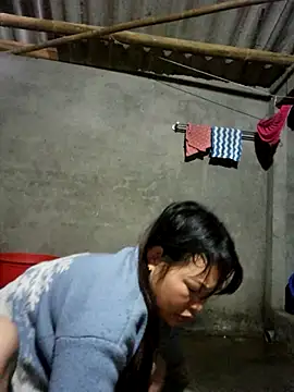 chipu06 online show from December 16, 2025, 11:43 pm