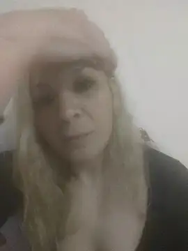 Snapshot of Shakyy6767 chatting on April 9, 2026, 6:19 am Shakyy6767 online show from April 9, 2026, 6:19 am