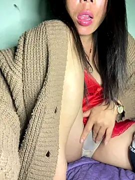 Winny-sexy online show from December 21, 2025, 12:12 pm