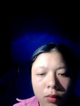 lisa-bae00 online show from October 20, 2025, 3:23 pm