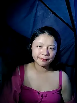 lisa-bae00 online show from November 1, 2025, 10:06 am