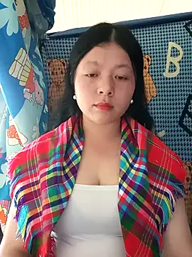 lisa-bae00 online show from April 7, 2026, 8:26 am