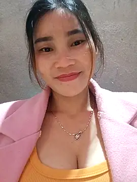 Bear bear0 online show from December 3, 2025, 4:20 am